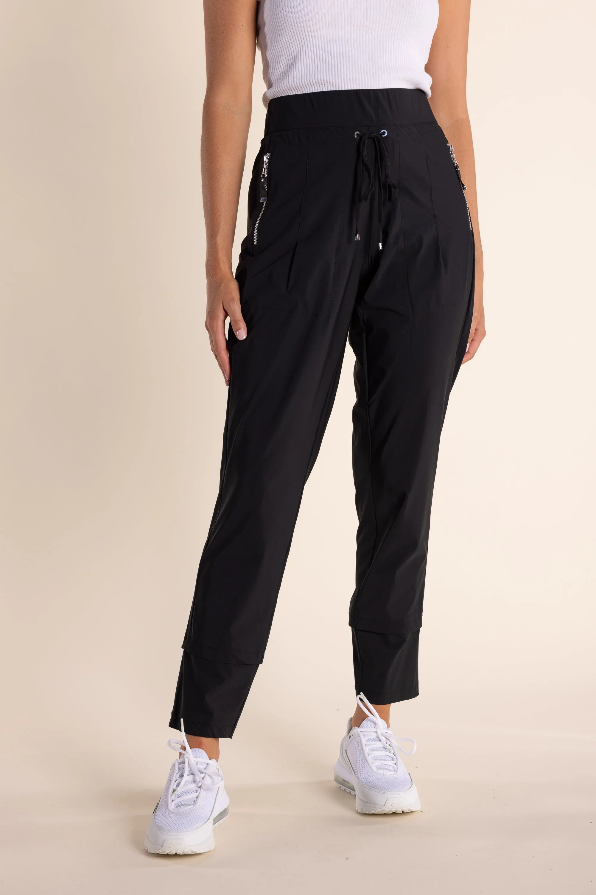 2836 panelled pant