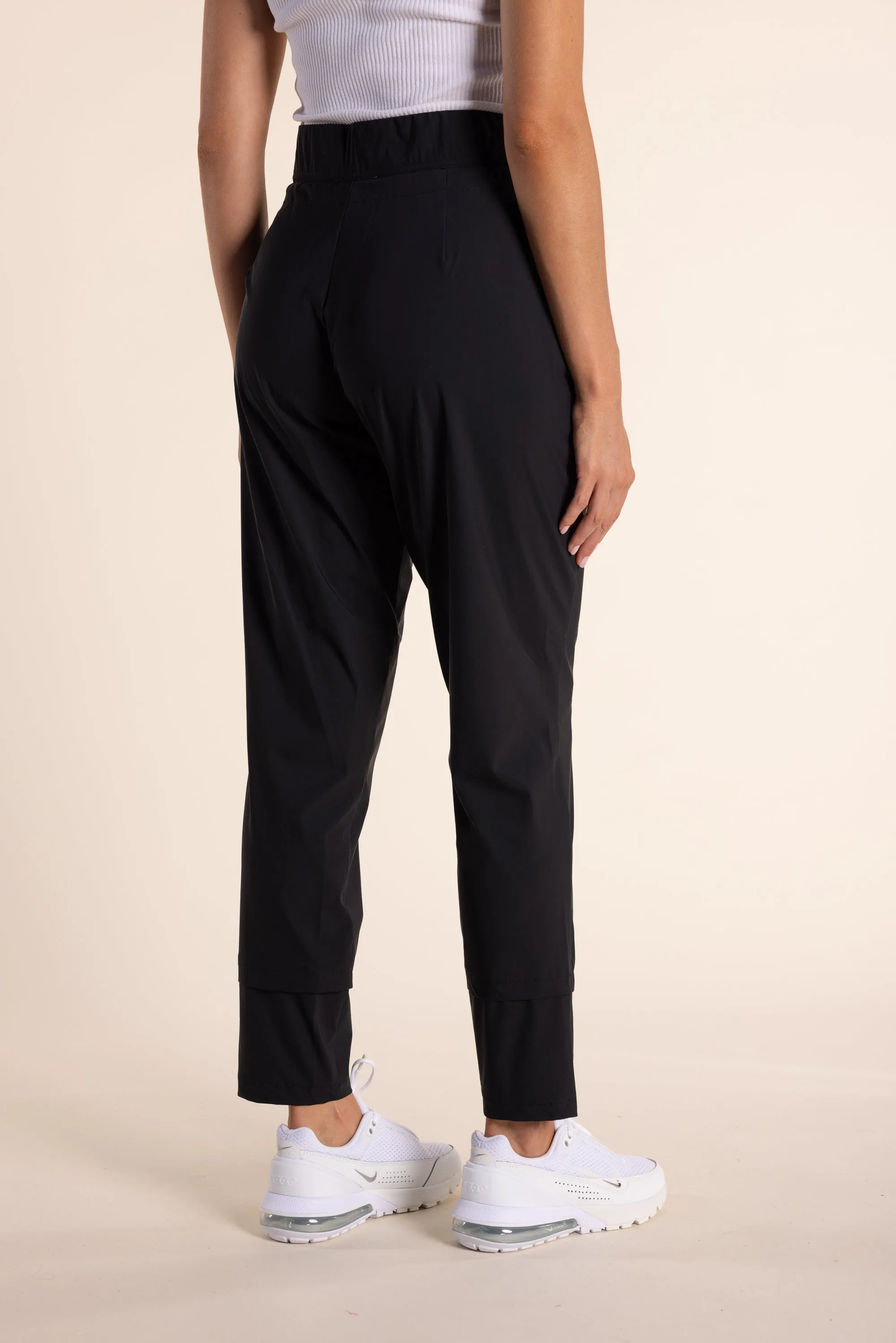 2836 panelled pant