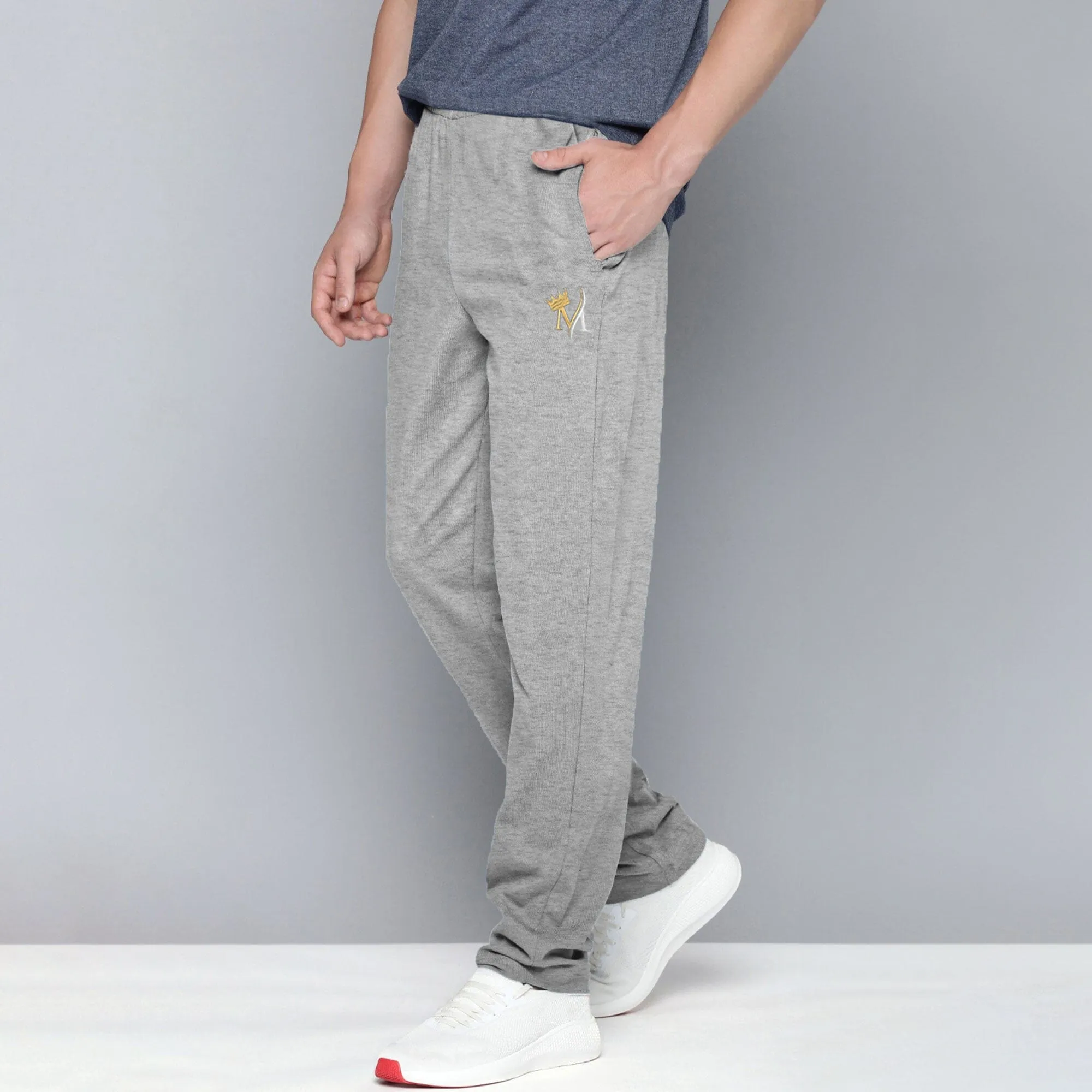 MAX 21 Men's Crown Embroidered Fleece Trousers